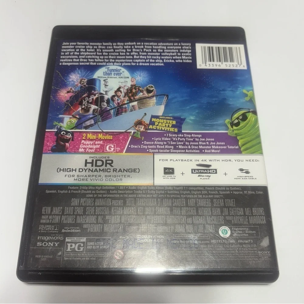 4K Ultra HD, Blu-ray, and Digital version of the movie Hotel Transylvania 3: